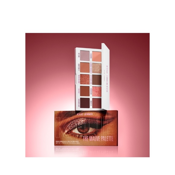 Kylie Jenner the mauve palette - Picture 4 of 8